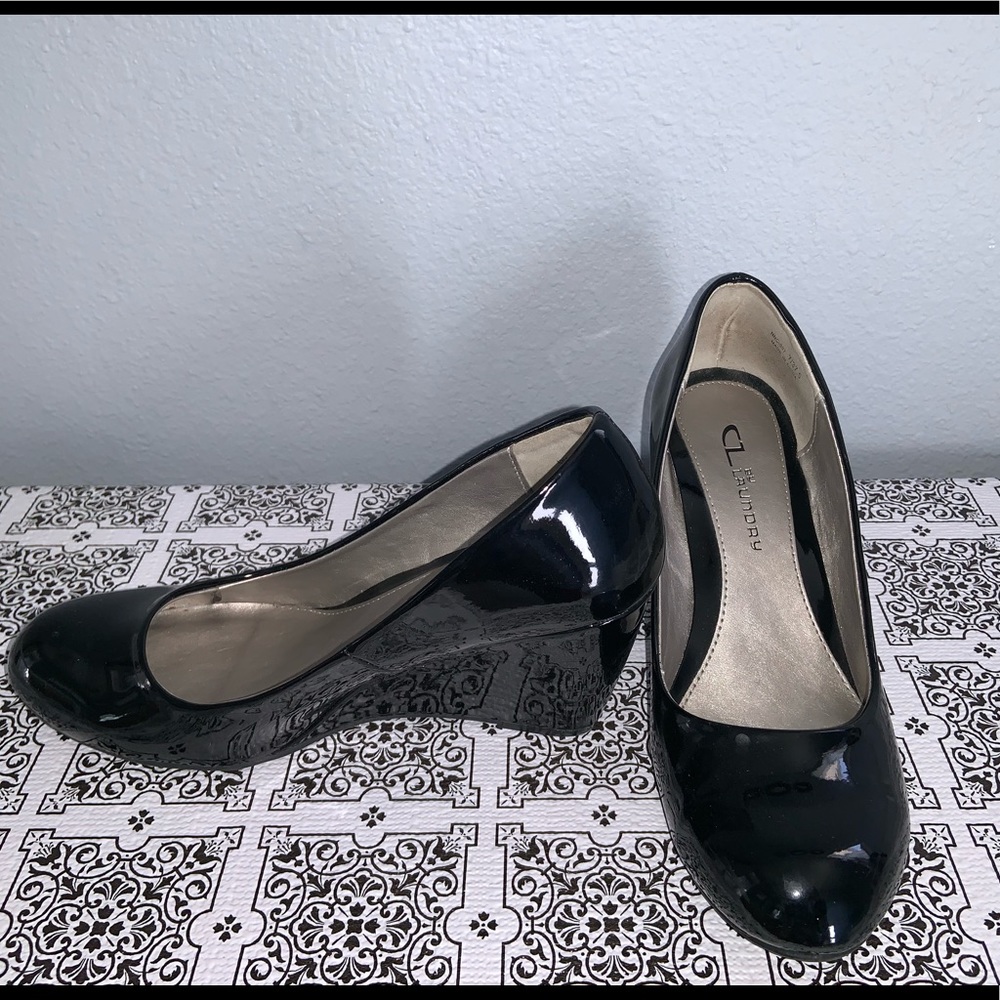 Black Patent Leather Chinese Laundry Wedges